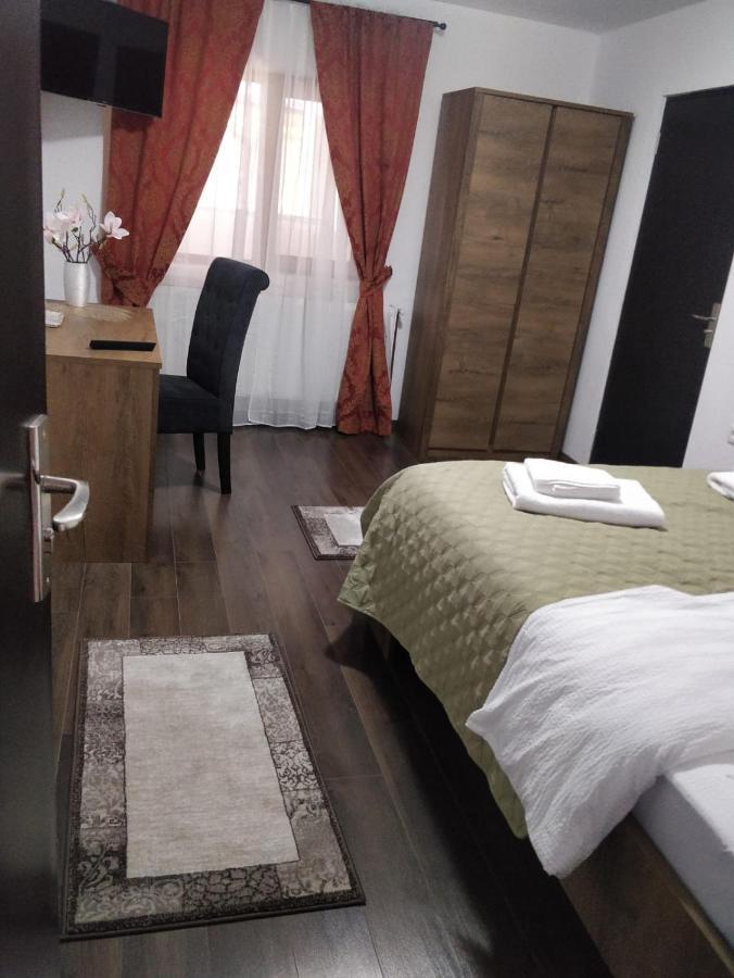 منزل الضيف Călimăneşti  في Casa Marina المظهر الخارجي الصورة